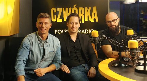 Piotr Galus, dr Filip Kowalczyk i Jan Słoniewicz w studiu