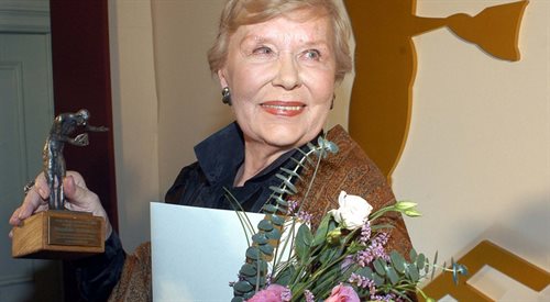 Mirosława Dubrawska na rozdaniu Feliksów Warszawskich 20022003. Są to nagrody za najlepsze dokonania artystyczne na scenach warszawskich ufundowane przez Fundację Feliksa Łaskiego z Londynu