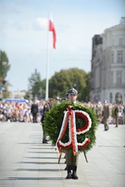 Uroczystości przed Grobem Nieznanego Żołnierza w Warszawie