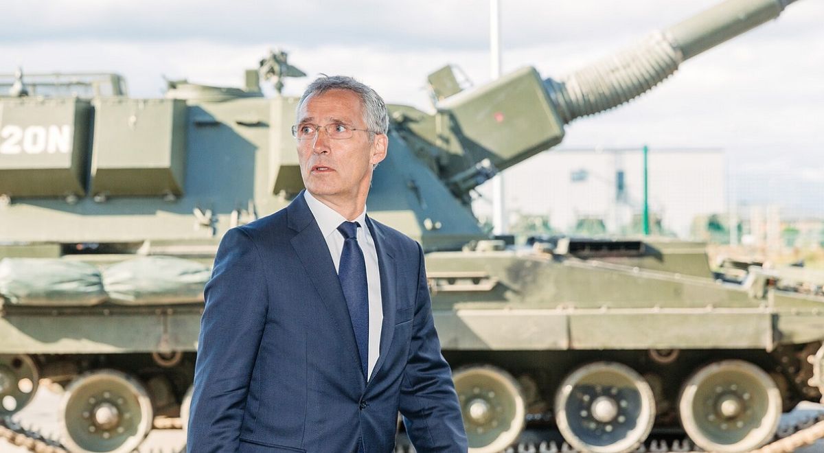 Sekretarz generalny NATO Jens Stoltenberg ocenił, że Sojusz musi być przygotowany na długotrwałą wojnę na Ukrainie