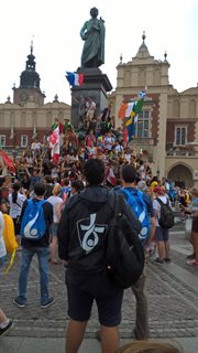  Pielgrzymi, uczestnicy ŚDM na ulicach Krakowa