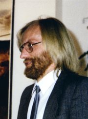 Stanisław Deja - pianista. W Rozgłośni Polskiej Radia Wolna Europa w latach 1977-1994.