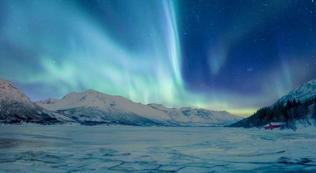 krajobraz polarny zorza Shutterstock 1200.jpg