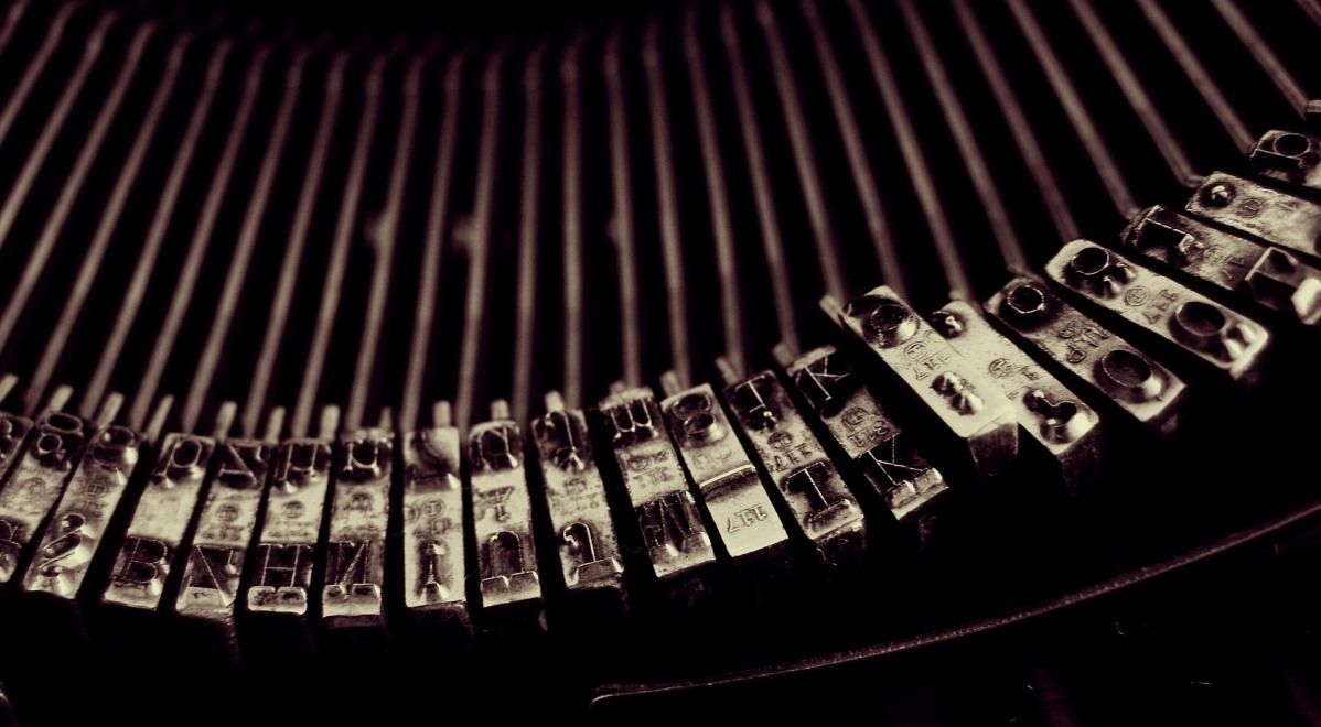 maszyna do pisania pisarz 1200