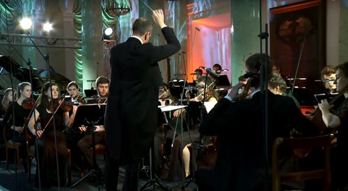 Kadr z nagrania filmowego koncertu z okazji Roku Tadeusza Kościuszki w Pałacu Prezydenckim w Warszawie