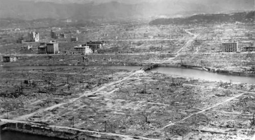 Hiroszima po ataku nuklearnym, źr. Wikimedia Commonsdp