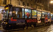 Siedem minut po północy z Placu Teatralnego we Wrocławiu wyruszył specjalny orkiestrowy tramwaj. 
