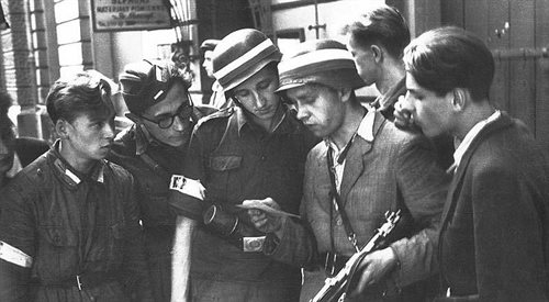 Żołnierze Armii Krajowej w czasie Powstania Warszawskiego