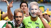 Kibice Brazylii solidaryzują się z kontuzjowanym Neymarem przed półfinałowym meczem z Niemcami