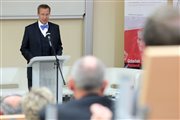 Prezydent Estonii Toomas Hendrik Ilves w tracie swojej prelekcji w ramach odbywającego się na Uniwersytecie Gdańskim międzynarodowego sympozjum 