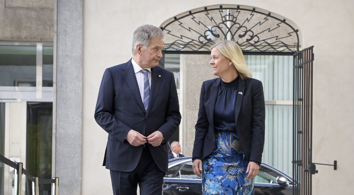 Finlands President Sauli Niinisto and Swedens Prime Minister Magdalena Andersson meet in Stockholm on Tuesday.