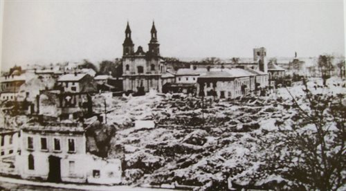 Zbombardowane centrum Wielunia, wrzesień 1939