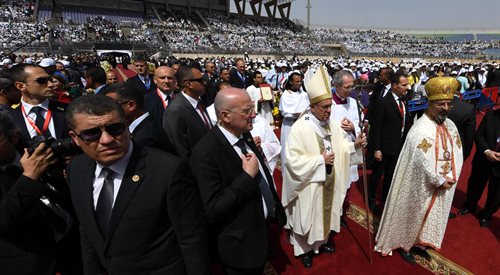 Egipt: papieska msza w Kairze