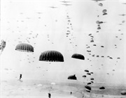 Lądowanie spadochroniarzy w okolicach Arnhem, wrzesień 1944