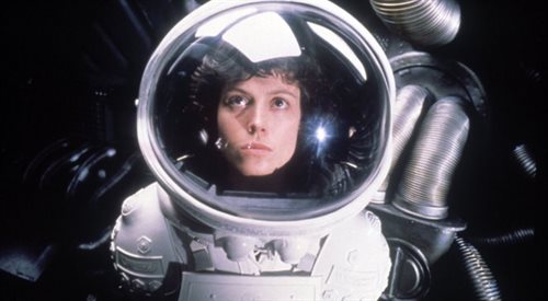 Sigourney Weaver  jako Ripley w filmie Obcy - ósmy pasażer Nostromo, reż. Ridley Scott