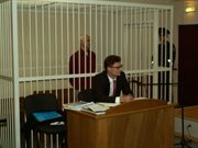Bialacki został zatrzymany w Mińsku 4 sierpnia; przebywa w stołecznym areszcie, wnioski o zwolnienie go w zamian za podpisanie zobowiązania do niewyjeżdżania z kraju zostały odrzucone