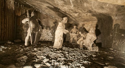 Rzeźby w kopalni soli w Wieliczce, fot. Daniel.zolopa, źr. Wikimedia Commonsdp
