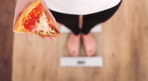 Kiedy zaczyna się otyłość? Jak ocenia się nadwagę? Jak obliczyć BMI? O tym m.in. w Dajesz radę