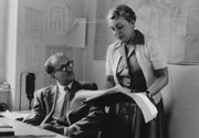 Redakcja dziennika radiowego. Widoczni od lewej: Roman Fengler i Zofia Kraszewska (Monachium, 1954)