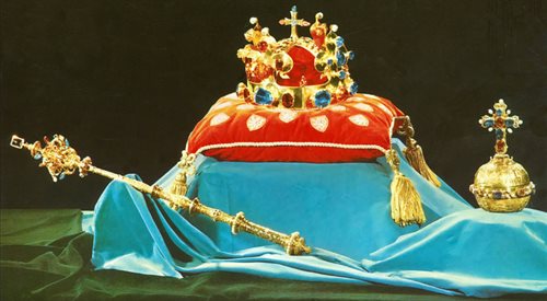 Królewska korona, czyli książę Leon nadchodzi