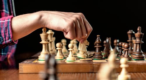 Dlaczego powinniśmy grać w szachy?