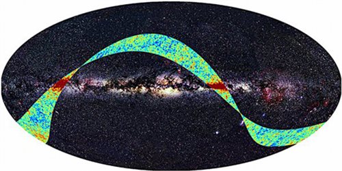Rezultat pierwszego skanowania nieba przez obserwatorium Plancka, źr. ESA.