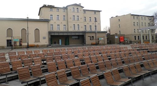 Teatr Dramatyczny im Szaniawskiego w Wałbrzychu najdotkliwiej odczuje cięcia budżetowe w dolnośląskiej kulturze. Placówka musi sobie radzić z budżetem o 13 mniejszym niż dotychczasowy.