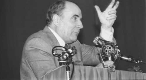 Franois Mitterrand w 1981 roku, aut.Jacques Paillette, źr. Wikimedia CommonsCC