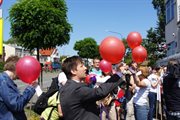 Do balonów przyczepiono listy do Andrzeja Poczobuta