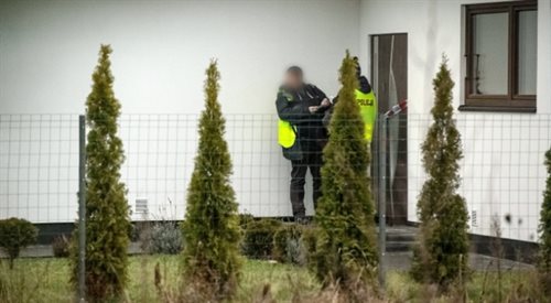 Wizja lokalna na miejscu zabójstwa rodziców 18-letniego Kamila N. w Rakowiskach koło Białej Podlaskiej