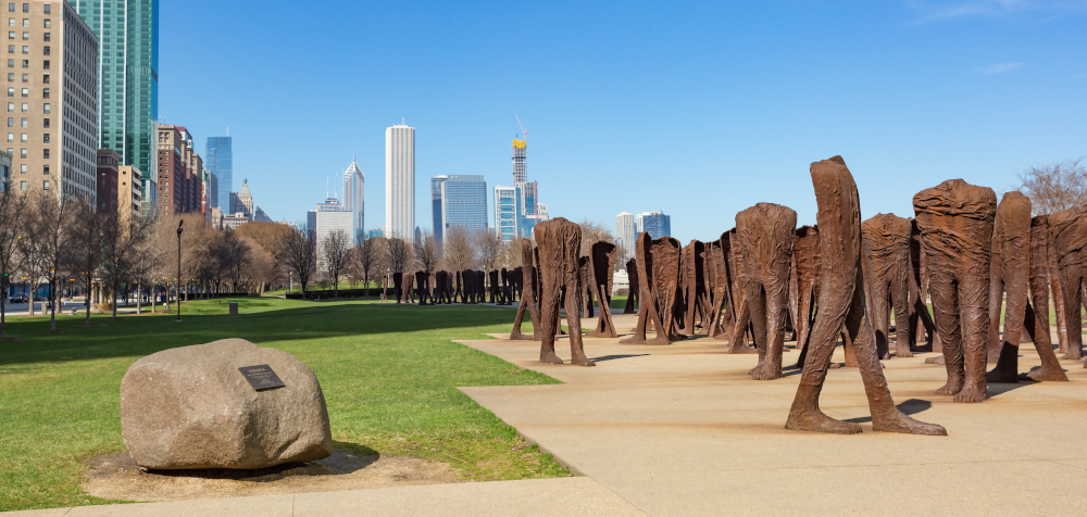 Rzeźba "Agora" Magdaleny Abakanowicz w Chicago. Fot. Carlos Yudica / Shutterstock.com