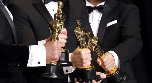Faworytem jest film La La Land, który jest nominowany w 14 kategoriach