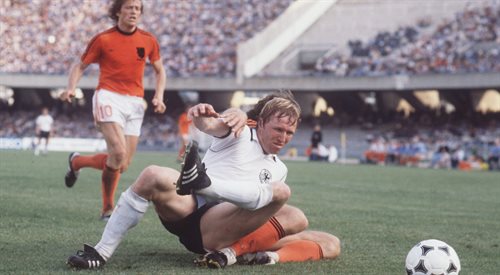 Horst Hrubesch podczas meczu Euro 1980 RFN z Holandią