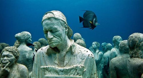 Podwodna rzeźba The Silent Evolution w Meksyku