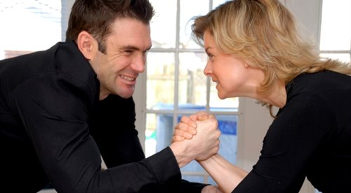 Naukowcy odkryli, jak pary z dużym stażem radzą sobie z kłótnią