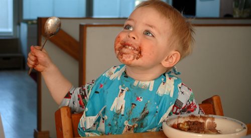 Dieta Dziecka  jak ewoluuje wraz z jego dorastaniem?