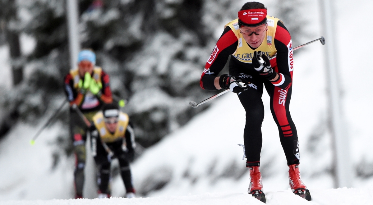 Justyna Kowalczyk na trasie biegu na 10 km techniką klasyczną na dochodzenie w zawodach Pucharu Świata w biegach narciarskich w fińskim Kuusamo