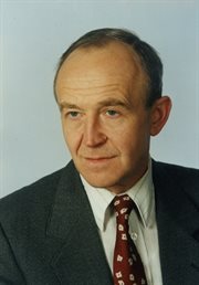 Konrad W. Tatarowski - redaktor. W Rozgłośni Polskiej Radia Wolna Europa w latach 1984-1994.