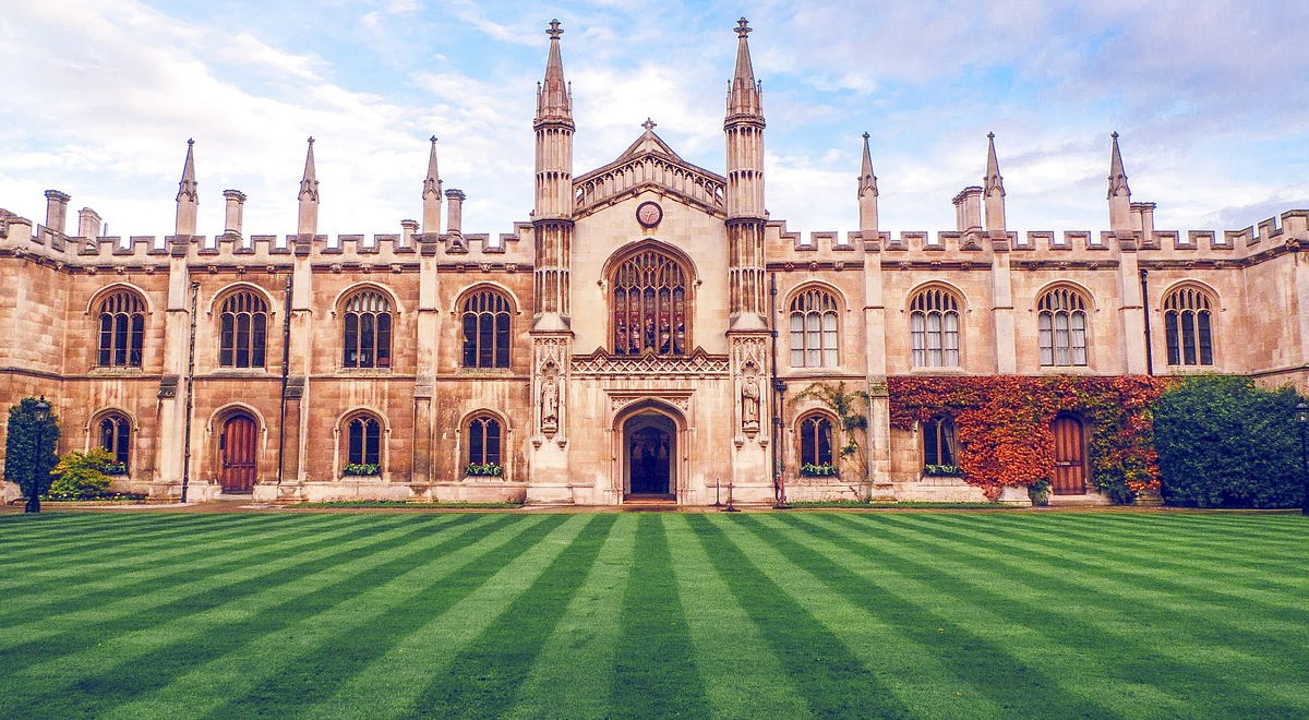 Uniwersytet w Cambridge to jedna z najlepszych uczelni świata