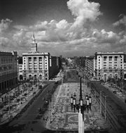 Warszawa, 1954. Plac Konstytucji.
