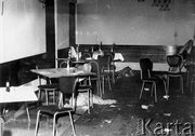 Zdemolowana stołówka w budynku KW PZPR. Radom, 25 czerwca 1976 