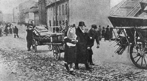 Przesiedlanie Żydów do getta w Krakowie w 1941 r.