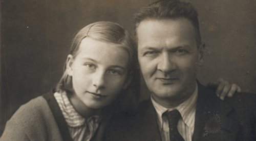 Władysław Broniewski z córką Anką, fot. a.n. ok. 1940