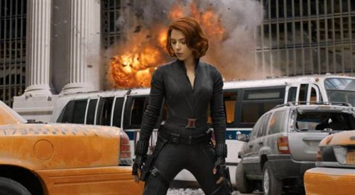 Kadr z filmu The Avengers. Na zdjęciu Scarlett Johansson