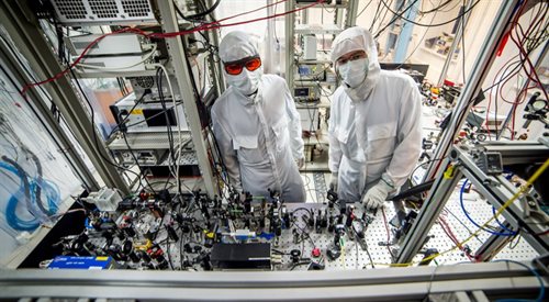 Fizycy z UMK chcą stworzyć globalną sieć detektorów poszukujących ciemnej materii
