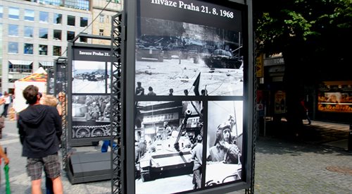 Praga wspomina 46. rocznicę wkroczenia wojsk Układu Warszawskiego do Czechosłowacji