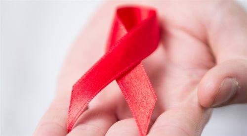 HIV i AIDS. Choroba przewlekła, z którą można żyć