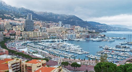 Port w Monte Carlo