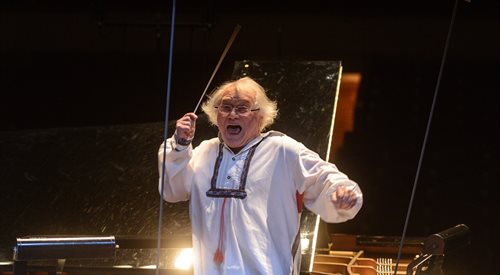Jerzy Maksymiuk to jeden z najbardziej charyzmatycznych polskich dyrygentów