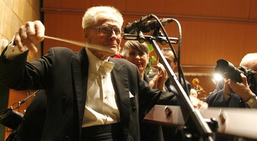 Koryfeusz Muzyki Polskiej to nie jedyna radiowa nagroda dla Stanisława Skrowaczewskiego. W 2009 roku dyrygent został uhonorowany Diamentową Batutą, prestiżową nagrodą muzyczną przyznawaną przez Zarząd Polskiego Radia